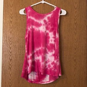 M - Pink tie-dye tank